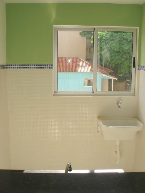 Apartamento para venda no Zona 07 em Maringa com 54m² por R$ 185.000,00