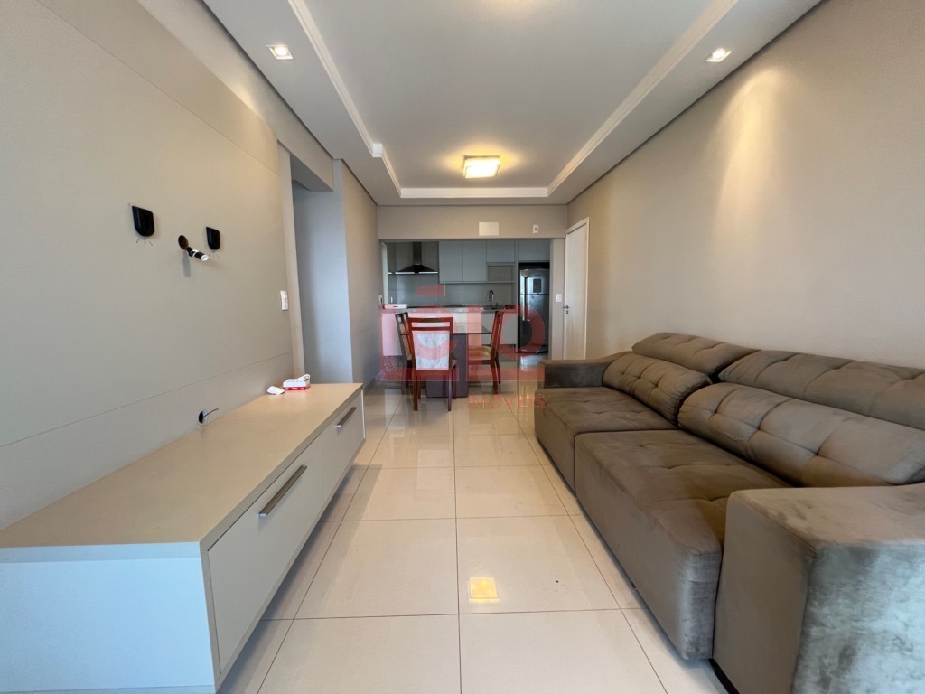 Apartamento para locacao no Novo Centro em Maringa com 156,17m² por R$ 4.500,00