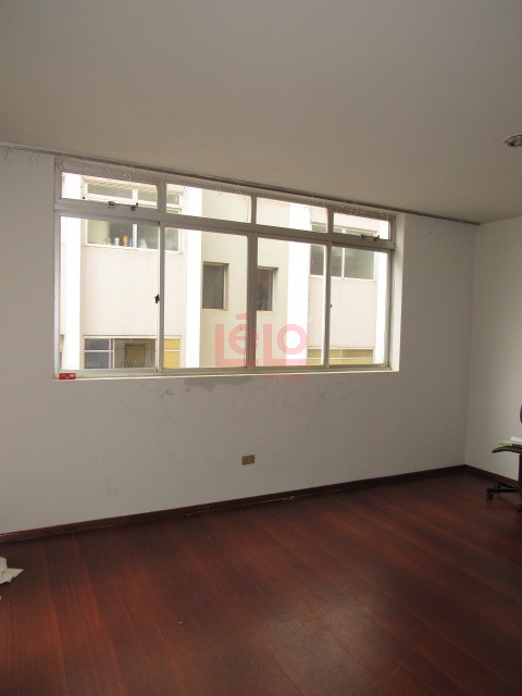 Apartamento para locacao no Zona 07 em Maringa com 126,19m² por R$ 1.600,00