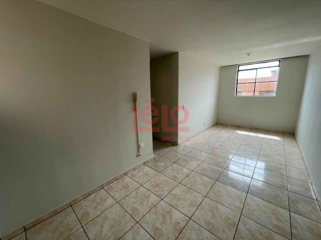 Apartamento para locacao no Zona 07 em Maringa com 80,77m² por R$ 900,00