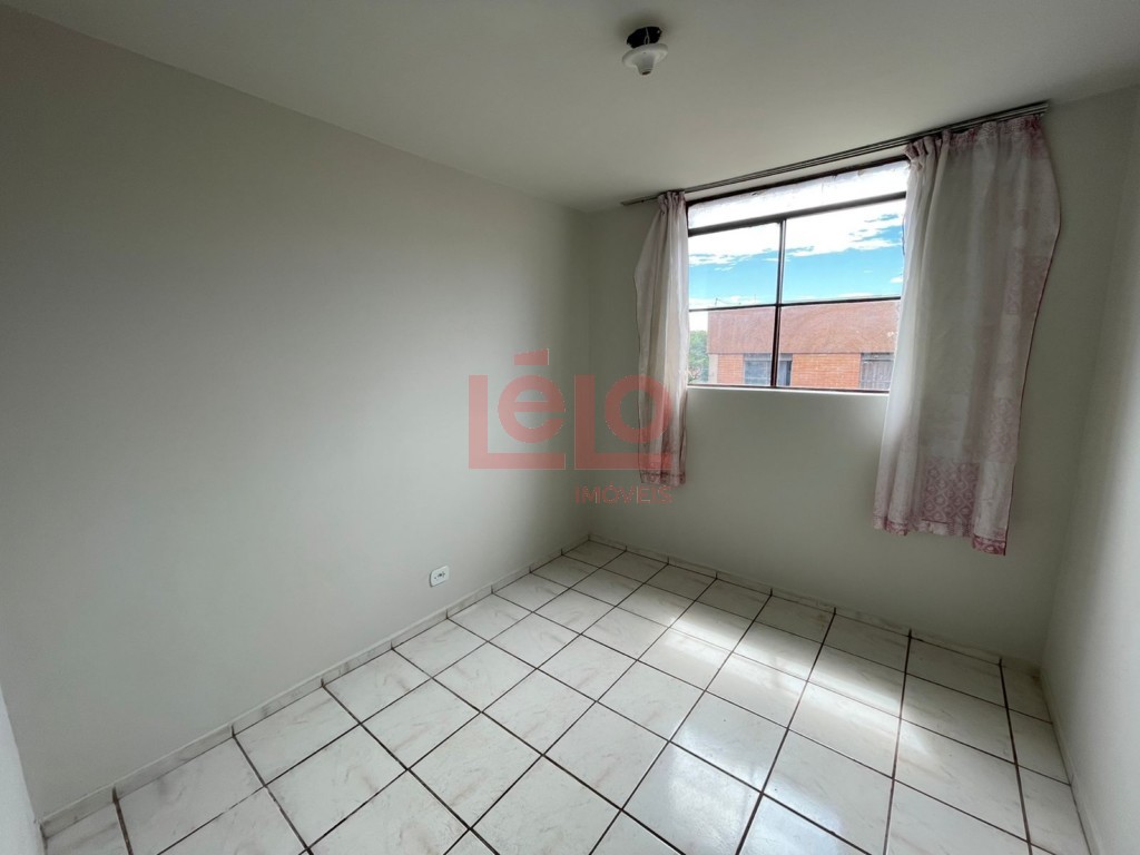 Apartamento para locacao no Zona 07 em Maringa com 81m² por R$ 900,00