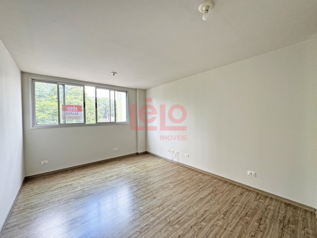 Apartamento para locacao no Zona 07 em Maringa com 121,4m² por R$ 2.000,00