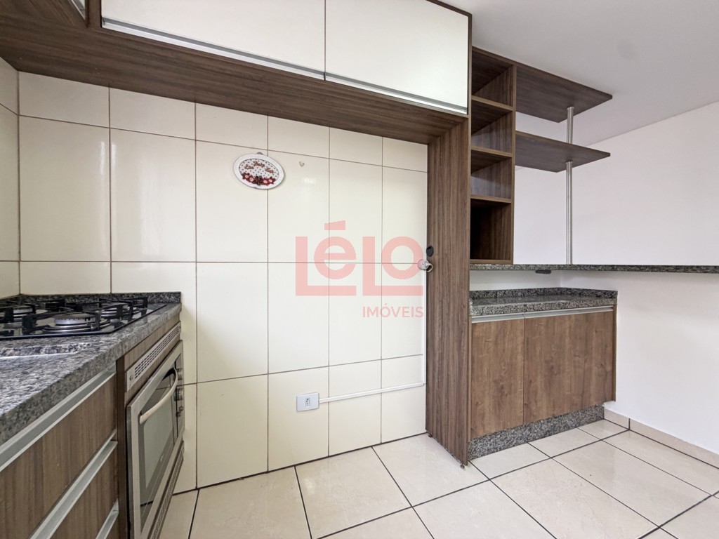 Apartamento para locacao no Zona 07 em Maringa com 109,22m² por R$ 2.100,00