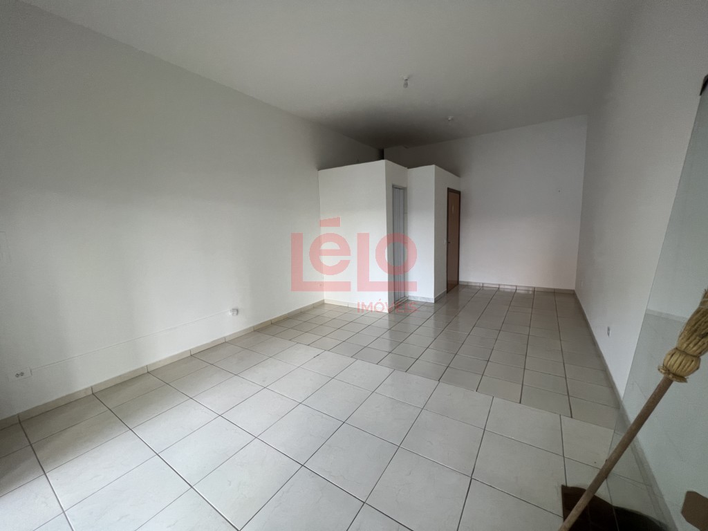 Sala Comercial para locacao no Zona 07 em Maringa com 40m² por R$ 1.300,00