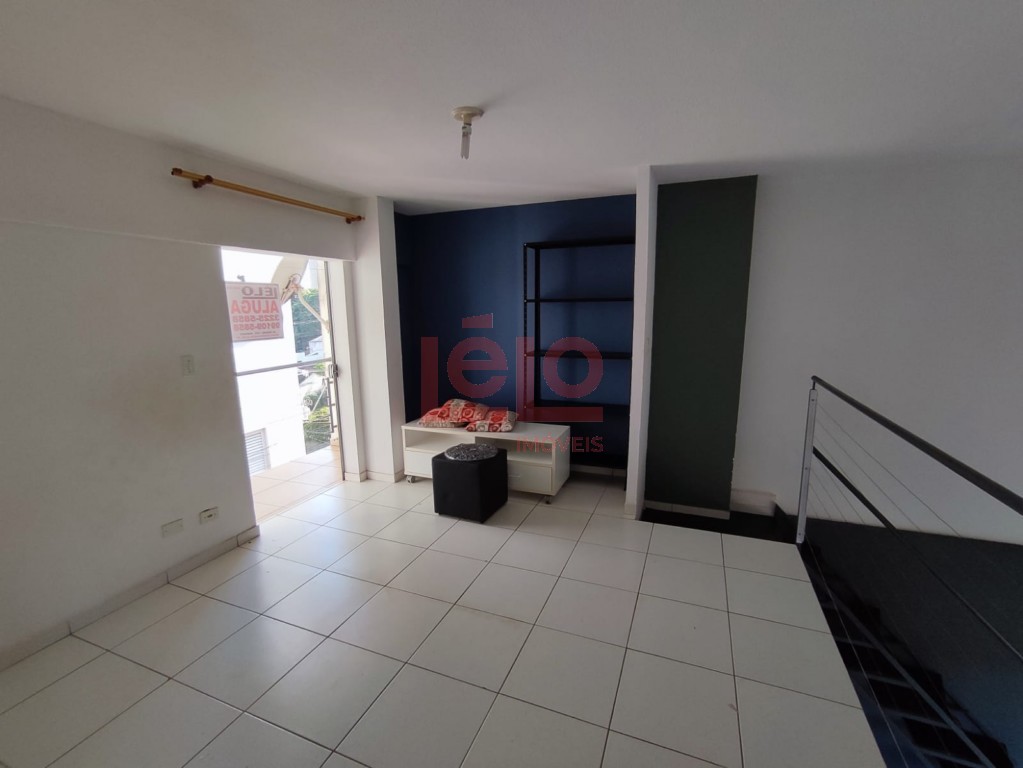 Apartamento para locacao no Zona 07 em Maringa com 68,31m² por R$ 1.300,00