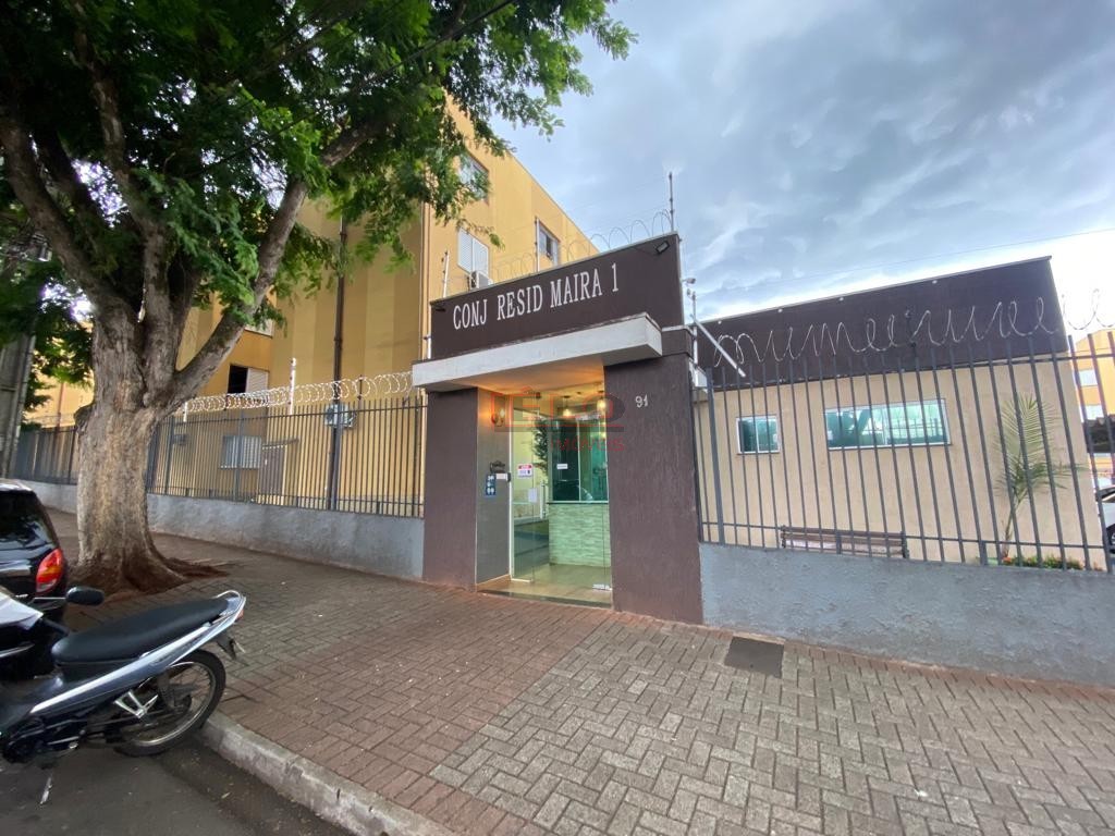 Apartamento para locacao no Parque Res Patricia em Maringa com 52m² por R$ 1.000,00