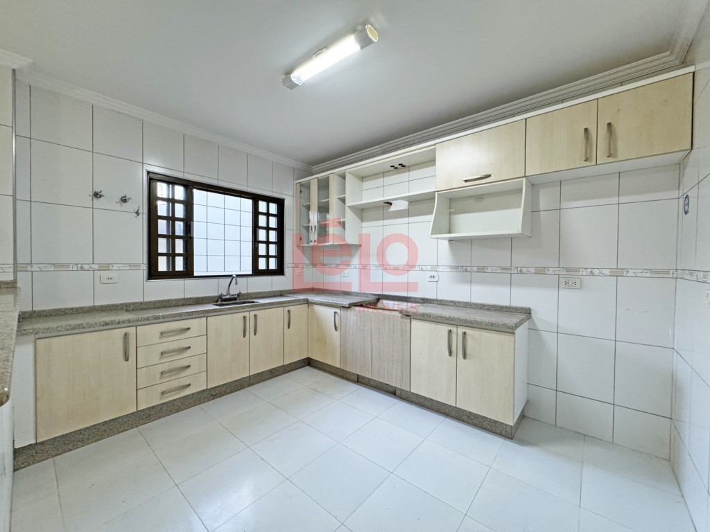 Sobrado para venda no Jardim Italia em Maringa com 155,28m² por R$ 850.000,00