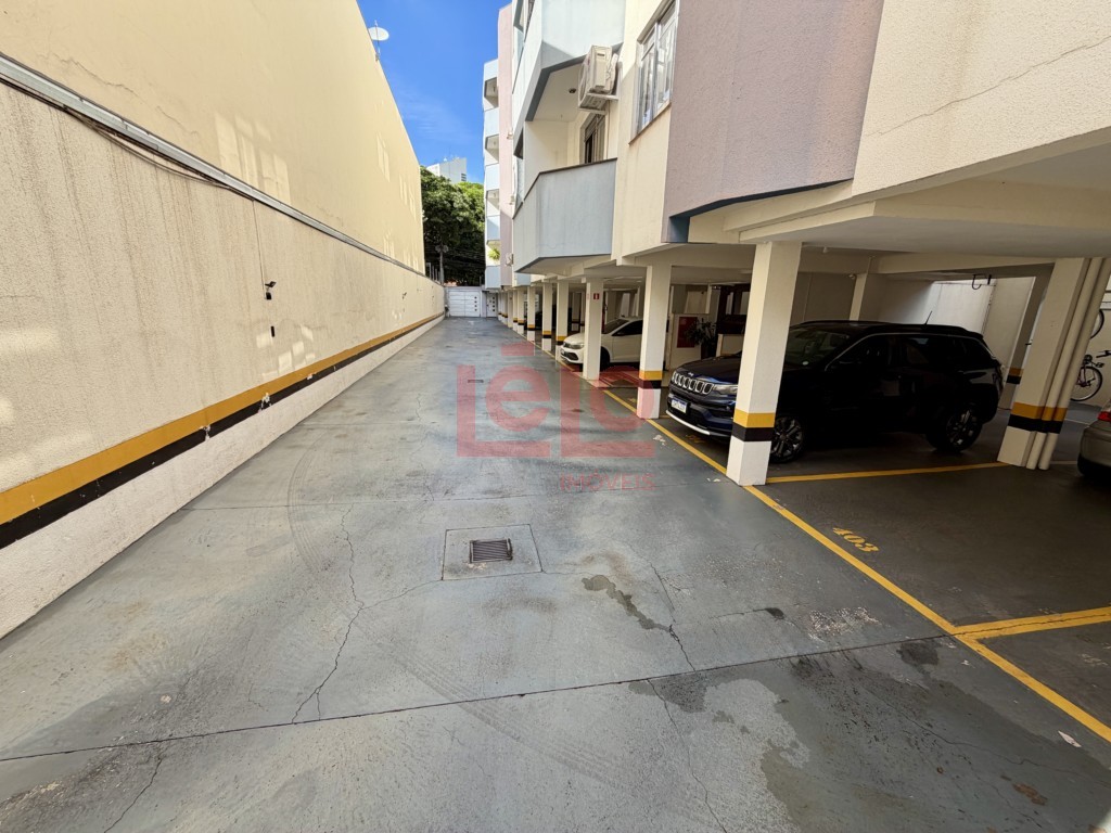 Apartamento para venda no Zona 07 em Maringa com 120,1m² por R$ 320.000,00