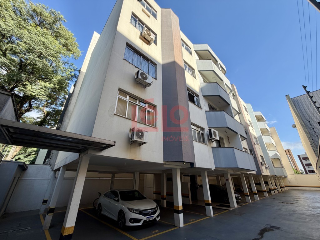 Apartamento para venda no Zona 07 em Maringa com 120,1m² por R$ 320.000,00