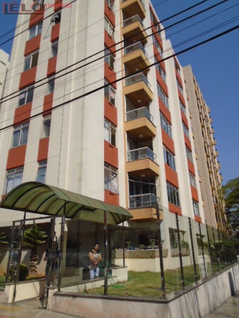 Apartamento para locacao no Zona 07 em Maringa com 126,19m² por R$ 1.160,00
