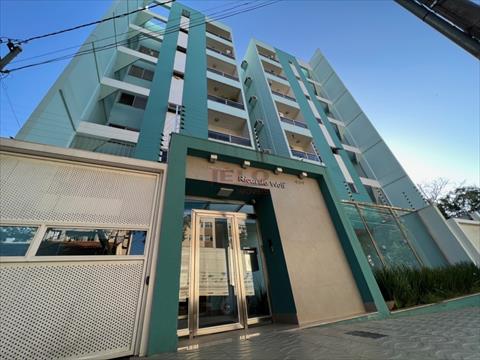 Apartamento para locacao no Zona 07 em Maringa com 128m² por R$ 1.800,00