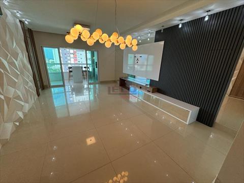 Apartamento para venda no Zona 07 em Maringa com 262m² por R$ 1.600.000,00