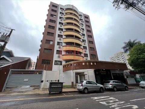 Apartamento para locacao no Zona 07 em Maringa com 135,38m² por R$ 2.300,00