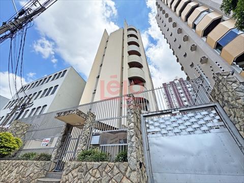 Apartamento para locacao no Zona 07 em Maringa com 89,75m² por R$ 1.400,00