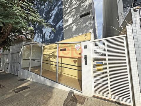 Apartamento para locacao no Zona 07 em Maringa com 54m² por R$ 1.250,00