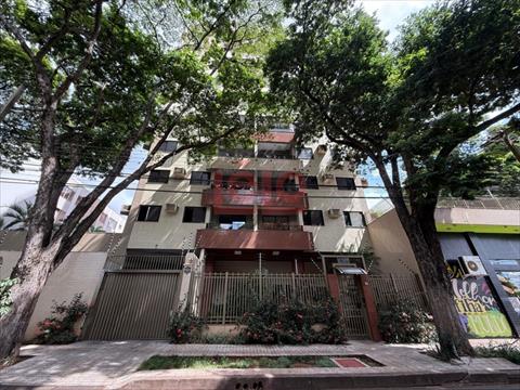 Apartamento para locacao no Zona 07 em Maringa com 113,62m² por R$ 1.800,00