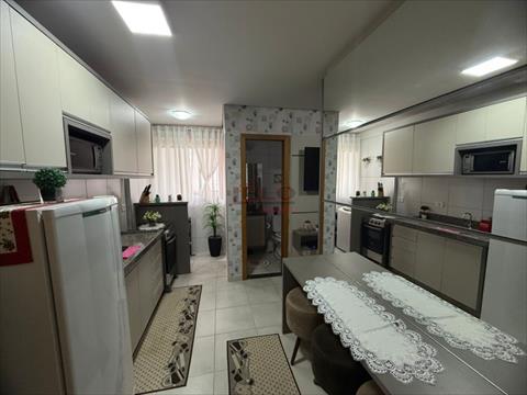 Apartamento para venda no Zona 07 em Maringa com 58,13m² por R$ 215.000,00