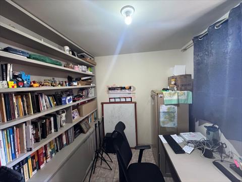 Apartamento para venda no Zona 07 em Maringa com 105,65m² por R$ 210.000,00