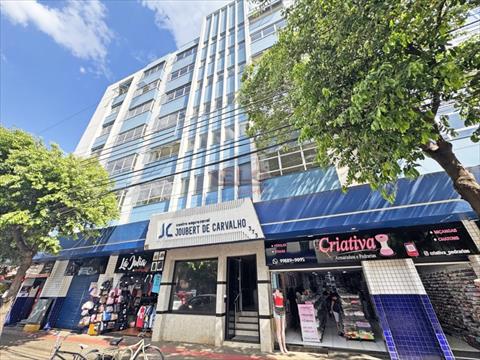 Sala Comercial para locacao no Zona 01 em Maringa com 81,43m² por R$ 1.500,00