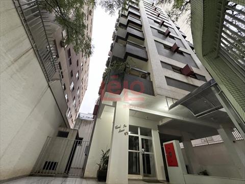 Apartamento para locacao no Zona 07 em Maringa com 103,02m² por R$ 1.400,00