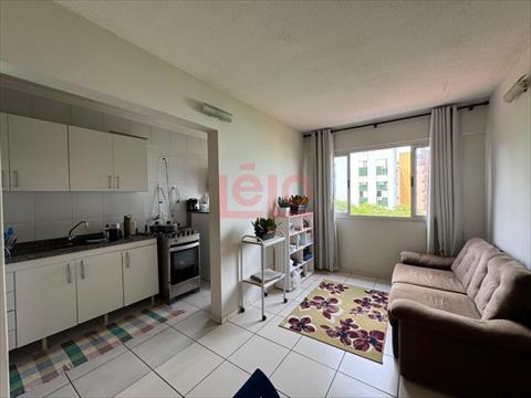 Apartamento para venda no Zona 07 em Maringa com 77,9m² por R$ 245.000,00