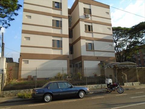 Apartamento para locacao no Zona 07 em Maringa com 106m² por R$ 850,00
