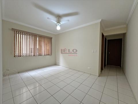 Apartamento para locacao no Zona 07 em Maringa com 115m² por R$ 1.600,00