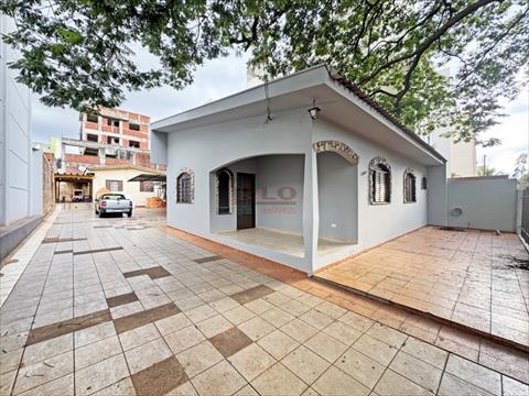 Casa Residencial para locacao no Zona 07 em Maringa com 272,53m² por R$ 2.200,00