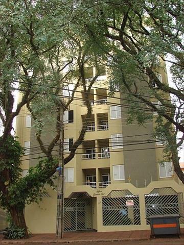 Apartamento para locacao no Zona 07 em Maringa com 103,07m² por R$ 1.600,00