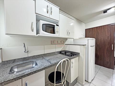 Apartamento para locacao no Novo Centro em Maringa com 60m² por R$ 1.350,00