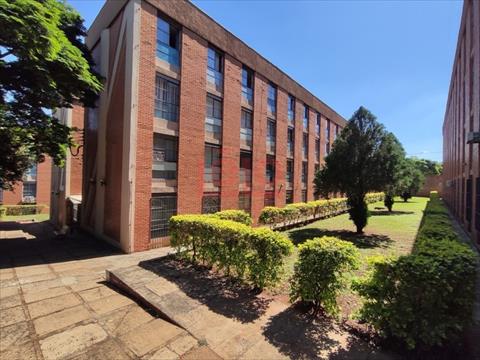 Apartamento para locacao no Zona 07 em Maringa com 80,77m² por R$ 1.200,00