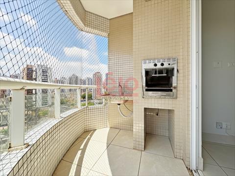 Apartamento para locacao no Novo Centro em Maringa com 114,67m² por R$ 2.500,00