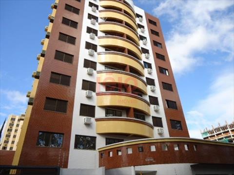Apartamento para locacao no Zona 07 em Maringa com 136,6m² por R$ 2.200,00