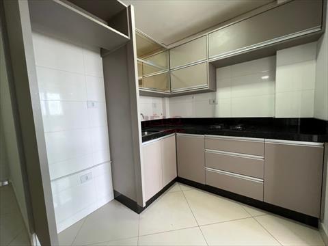 Apartamento para venda no Novo Centro em Maringa com 117m² por R$ 595.000,00