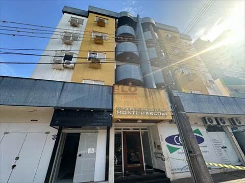 Apartamento para locacao no Zona 05 em Maringa com 154m² por R$ 1.800,00