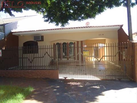 Casa Residencial para locacao no Jardim Alvorada em Maringa com 161,02m² por R$ 2.200,00