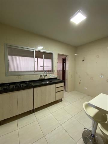 Apartamento para locacao no Zona 01 em Maringa com 175m² por R$ 1.400,00