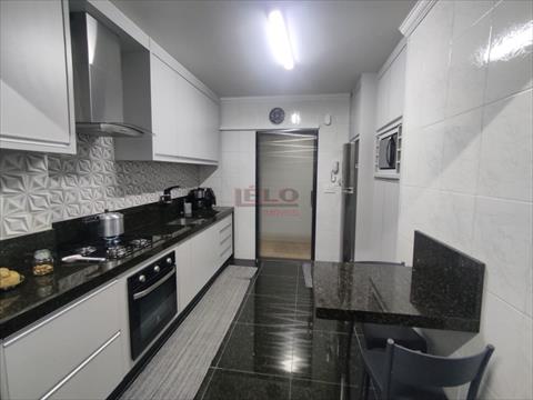 Apartamento para venda no Zona 07 em Maringa com 135m² por R$ 490.000,00