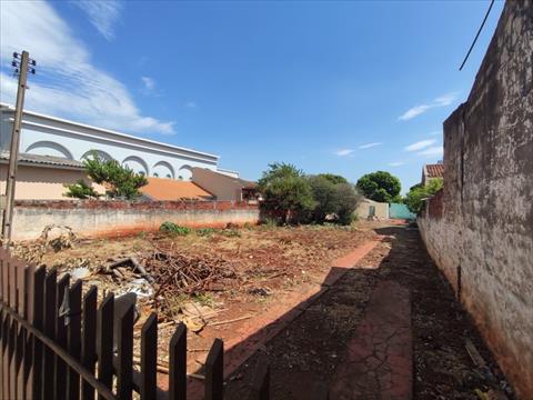 Terreno para venda no Vila Santa Izabel em Maringa com 612m² por R$ 480.000,00