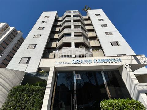 Apartamento para vendalocacaovenda e locacao no Vila Larsen 1 em Londrina com 206m² por R$ 9800003800
