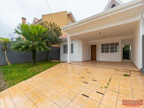 Casa em Condomínio para locacao no Cajuru em Curitiba com 158m² por R$ 5.400,00