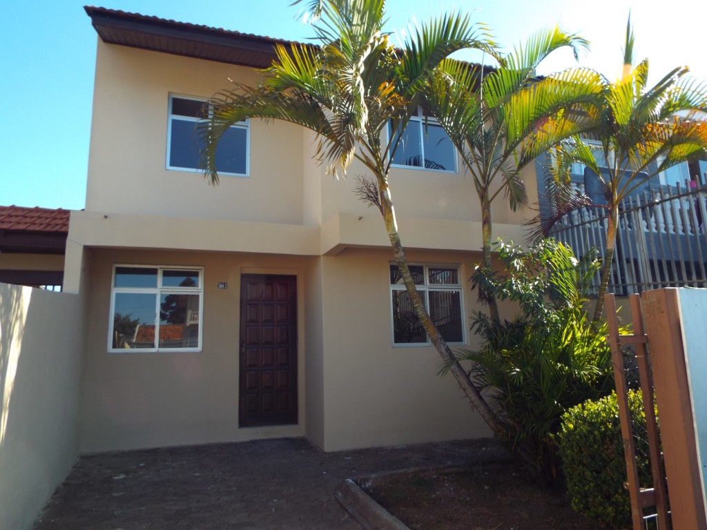 Sobrado para locacao no Boqueirao em Curitiba com 77,45m² por R$ 3.375,00