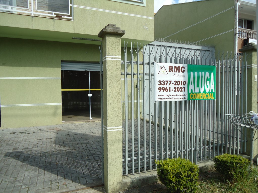 Loja para locacao no Xaxim em Curitiba com 32m² por R$ 1.529,29