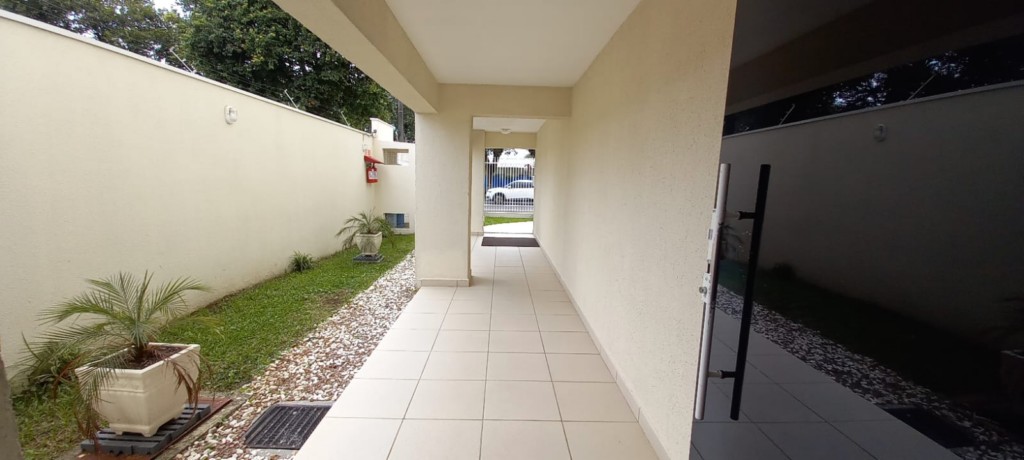 Apartamento para locacao no Boqueirao em Curitiba com 61m² por R$ 2.250,00