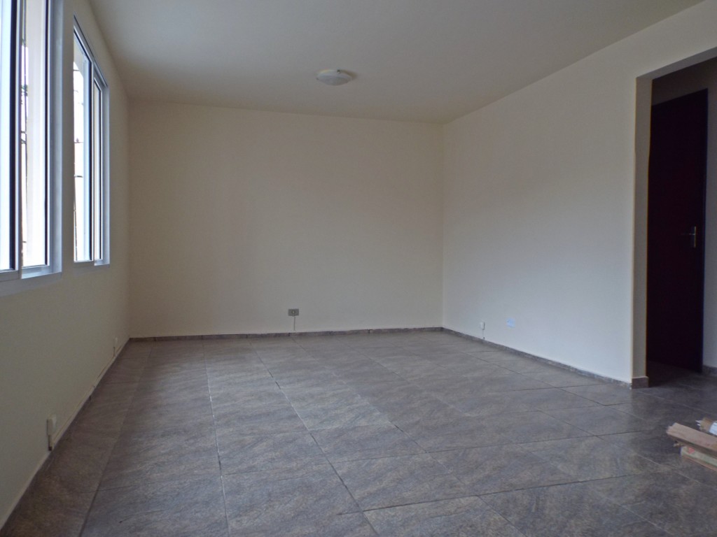 Sobrado para locacao no Boqueirao em Curitiba com 87m² por R$ 3.000,00