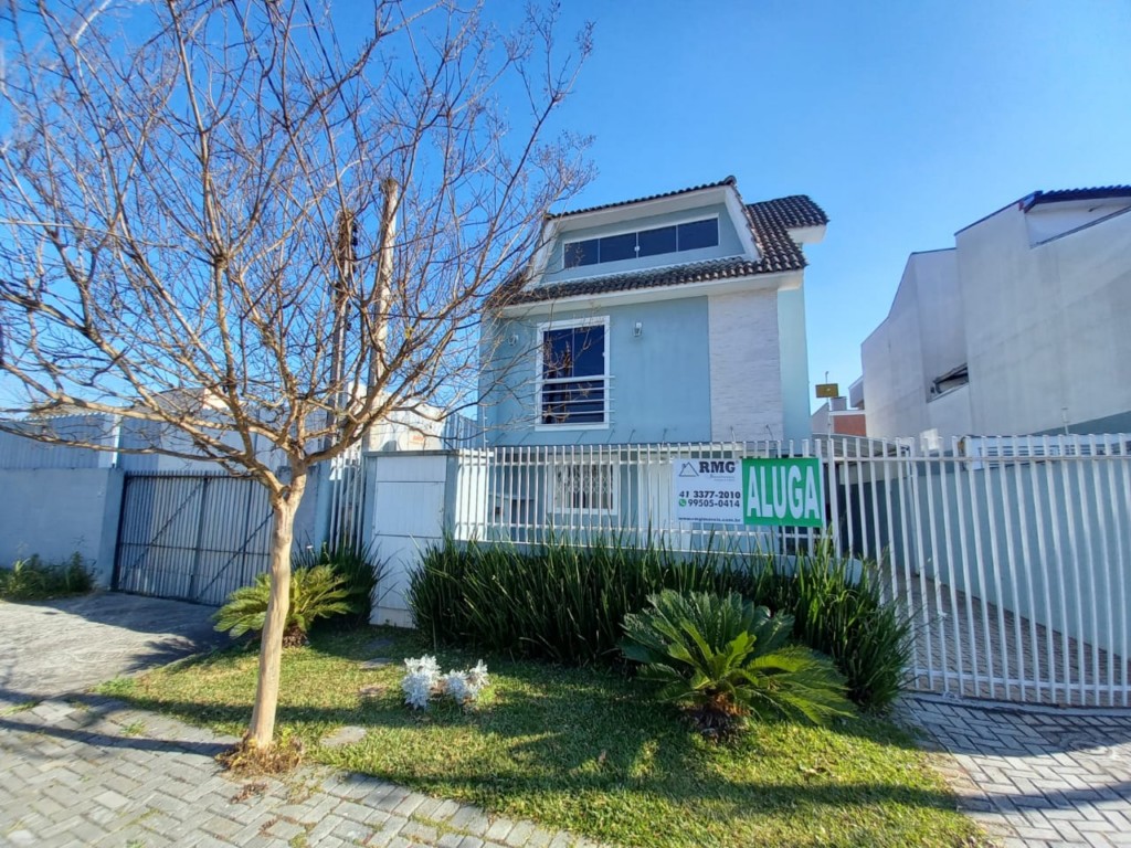 Sobrado para locacao no Hauer em Curitiba com 104m² por R$ 4.250,00