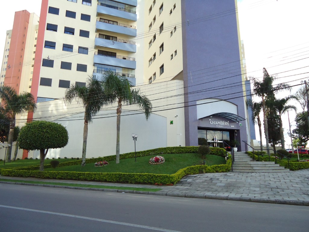 Apartamento para locacao no Cristo Rei em Curitiba com 138m² por R$ 4.125,00