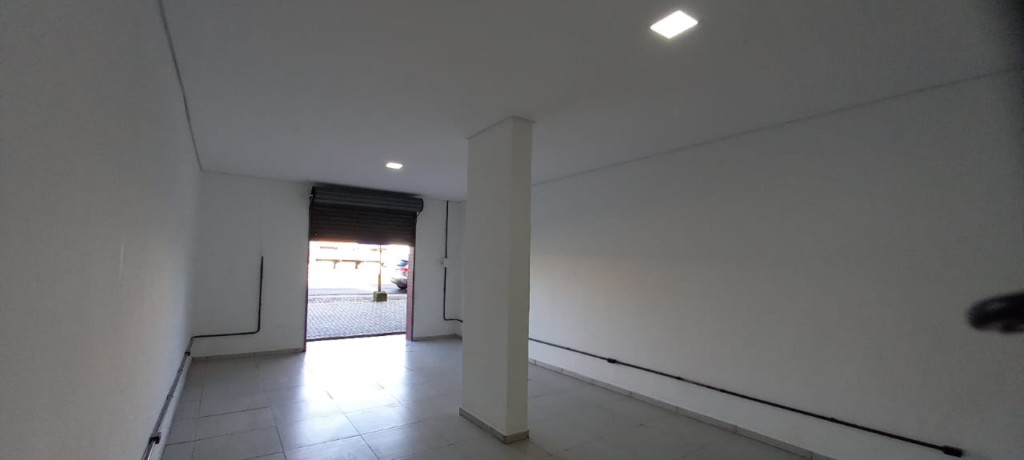Loja para locacao no Boqueirao em Curitiba com 30m² por R$ 2.812,50