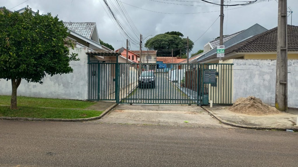 Casa Residencial para locacao no Boqueirao em Curitiba com 140m² por R$ 4.750,00