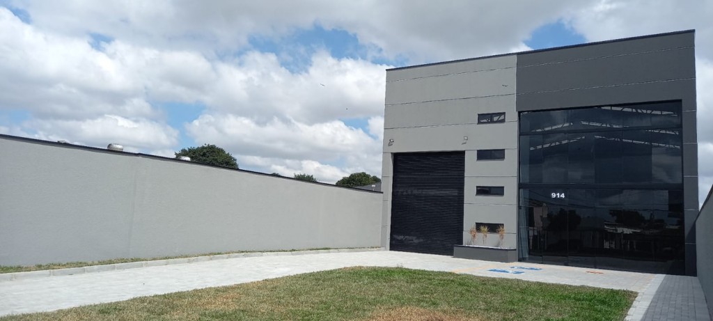 Barracão_galpão para locacao no Hauer em Curitiba com 360m² por R$ 17.500,00